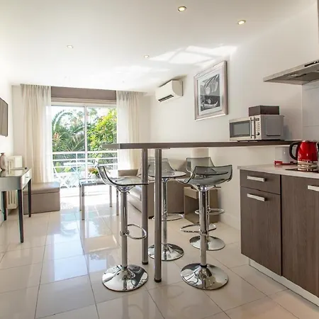 O Tuilliere Apartment Cannes